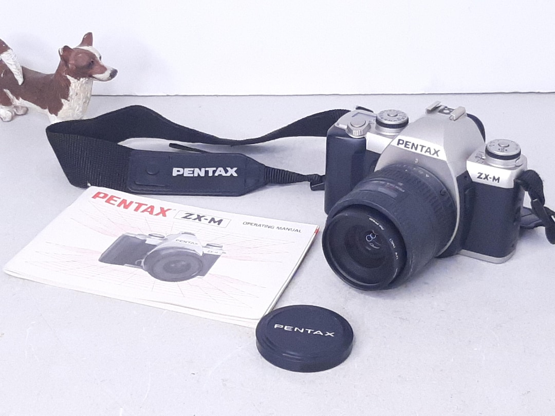 Vintage Pentax ZX-M SLR 35mm Film Camera With SMC Pentax-a 35-80mm