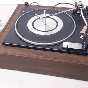 Vintage Zenith MC 9020 Record Player Changer for Repair, Motor