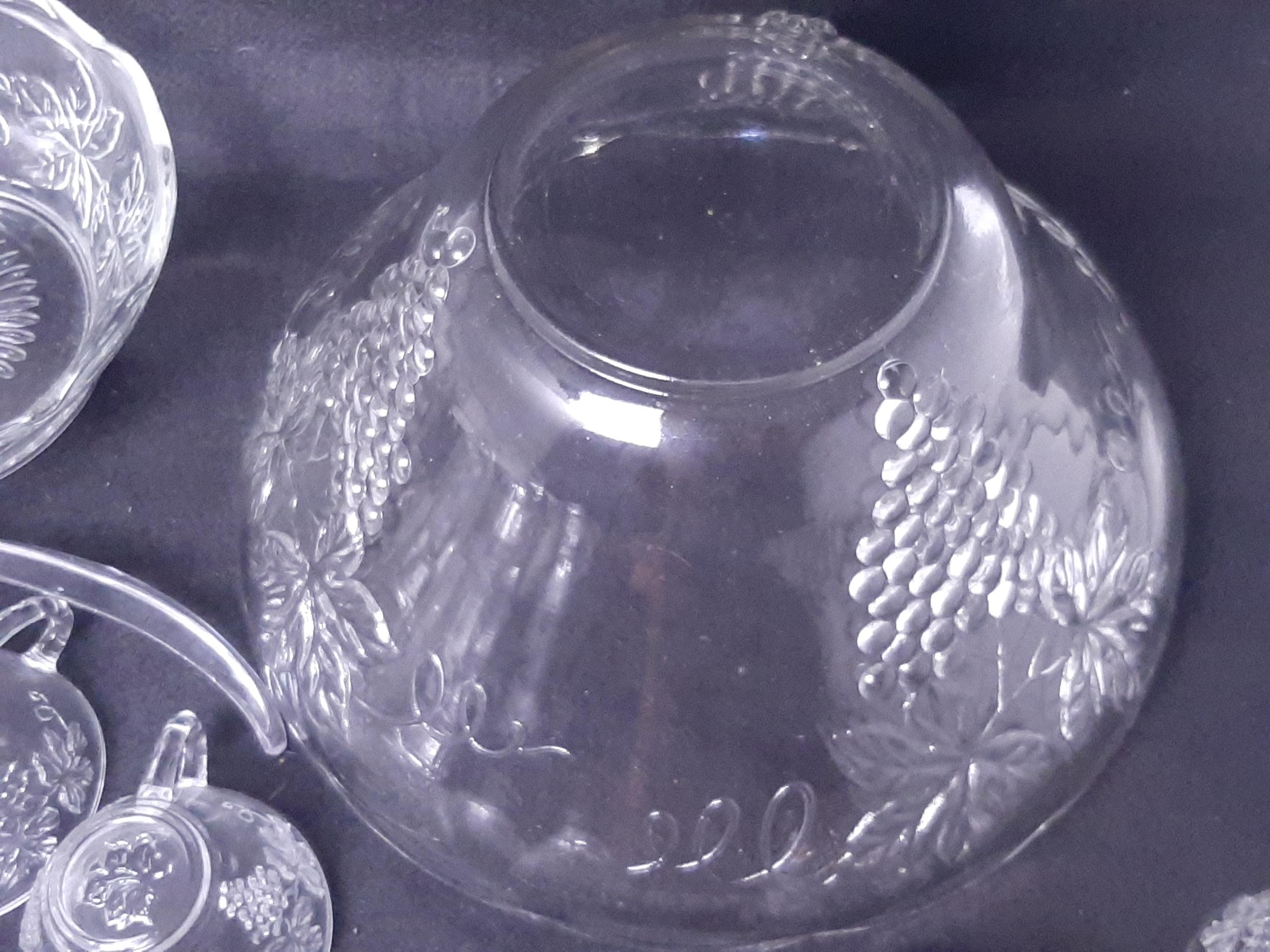 Vintage Anchor Hocking Grape Pattern 27pc Punch Bowl Set