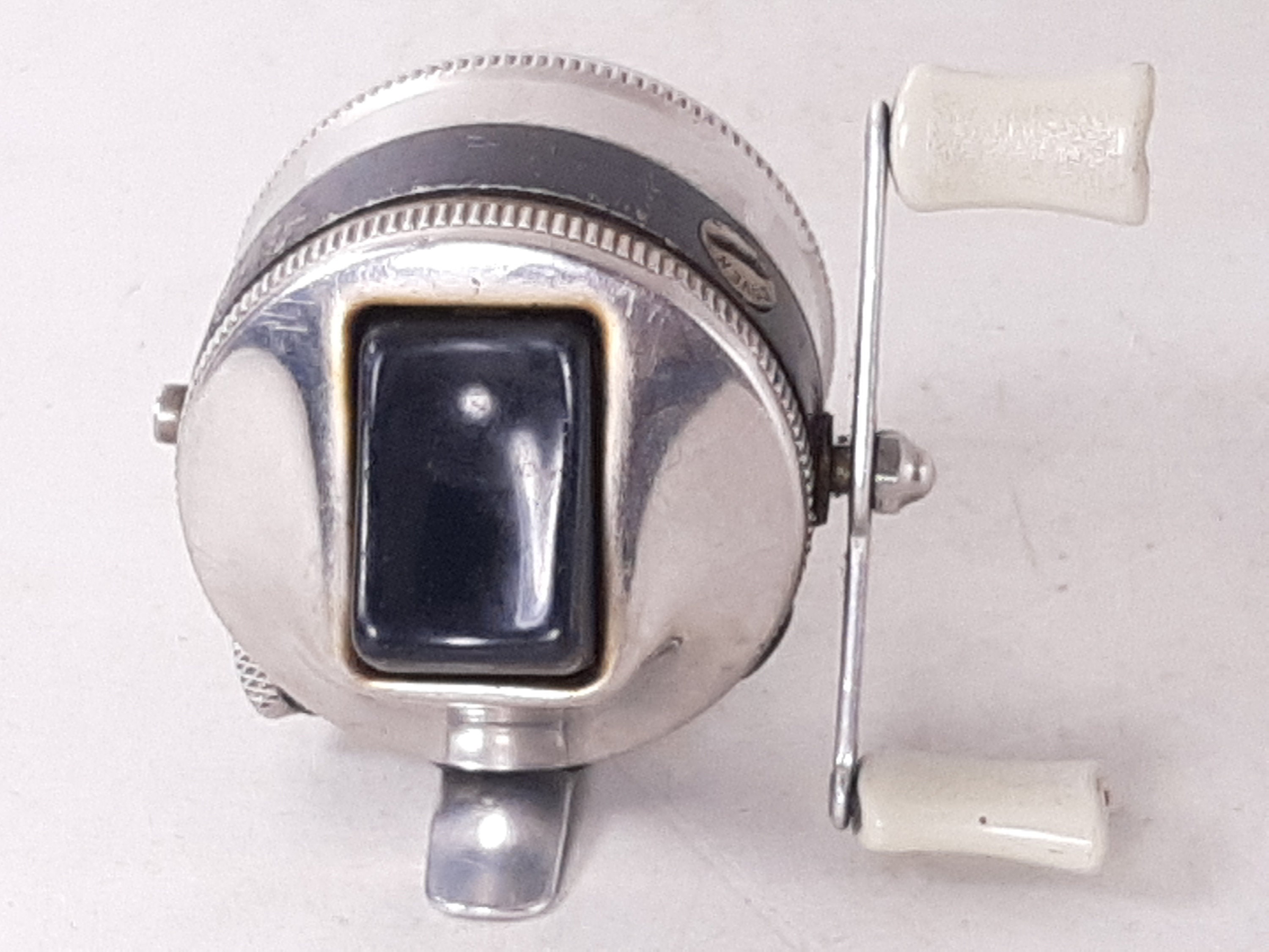 VINTAGE ZEBCO MODEL 33 Spincast Reel - Made in USA - 2 Rivet Metal Foot W  Box $29.99 - PicClick