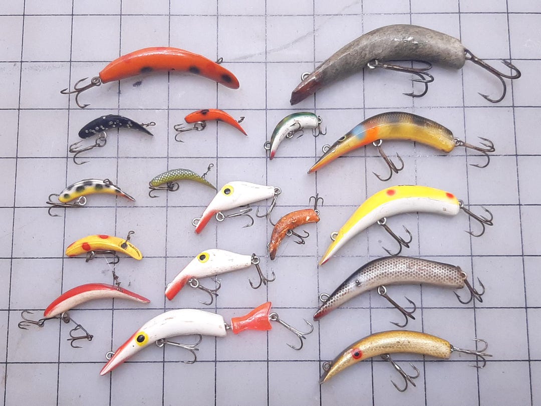 adventure capitalist fishing lure Wally's Pencil Popper – Grumpys Tackle main image 1
