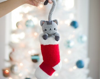 Chester the Christmas Cat Crochet Pattern