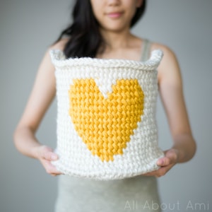 Crochet Heart Basket Pattern image 2