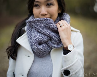 Cobblestone Cowl Crochet Pattern