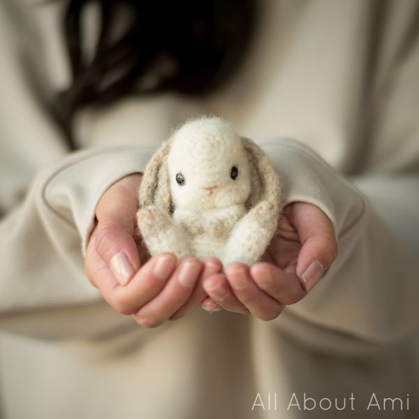 34 Crochet Rabbit Patterns with Baskets, Keychains, and Rattles 9 Chinese New Year Rabbit Crochet