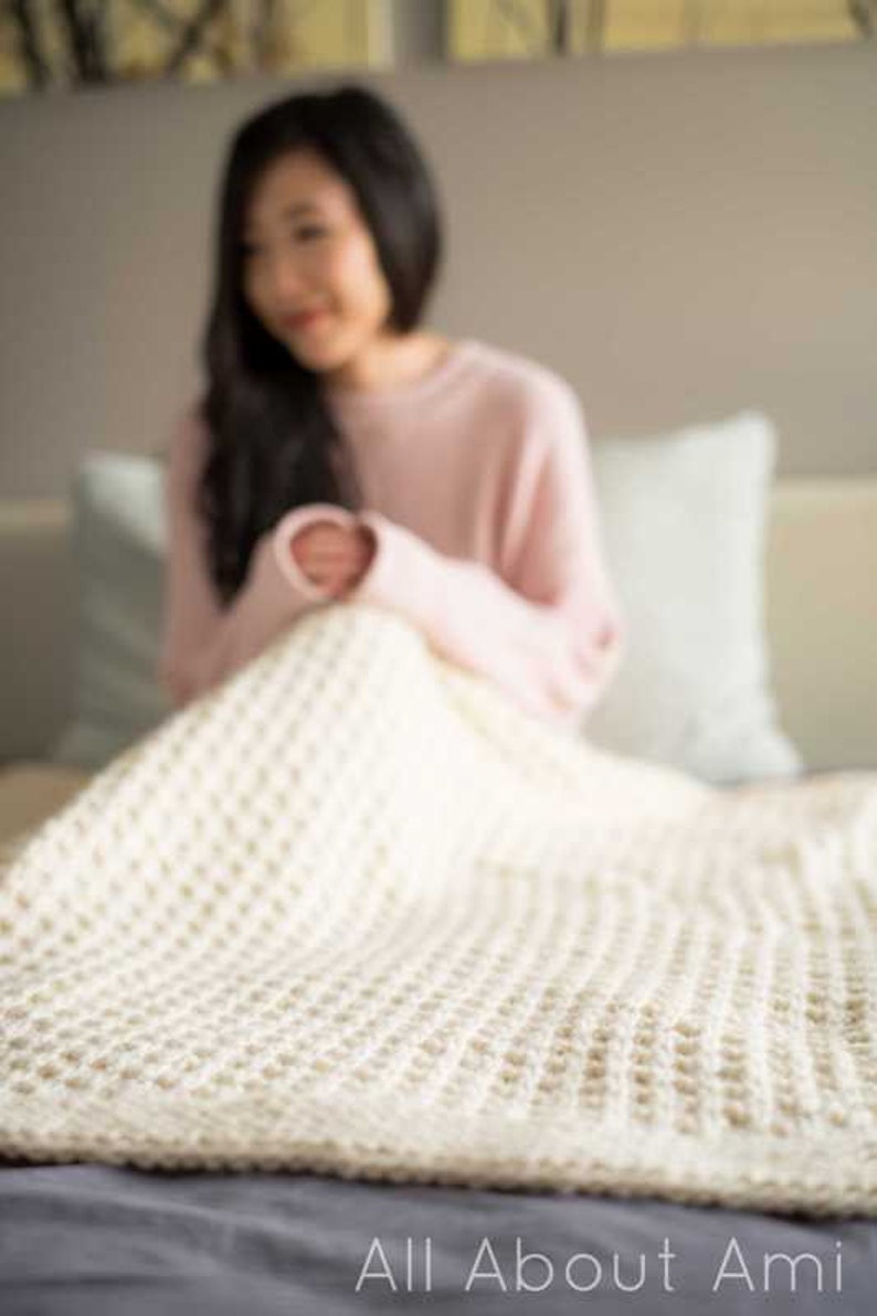 Chunky Dotty Blanket Knit Pattern image 5