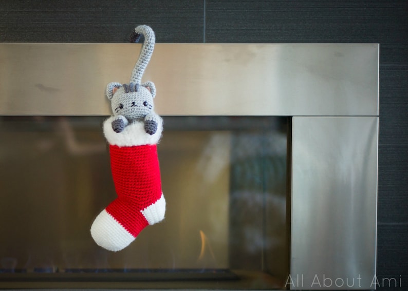 Chester the Christmas Cat Crochet Pattern image 3