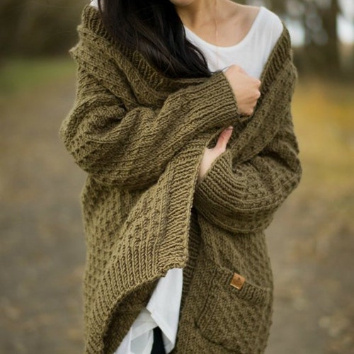 Dotty Cardigan Knit Pattern