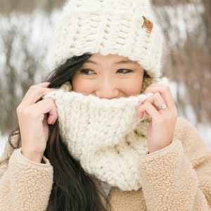 Summit Beanie & Cowl Crochet Patterns image 4