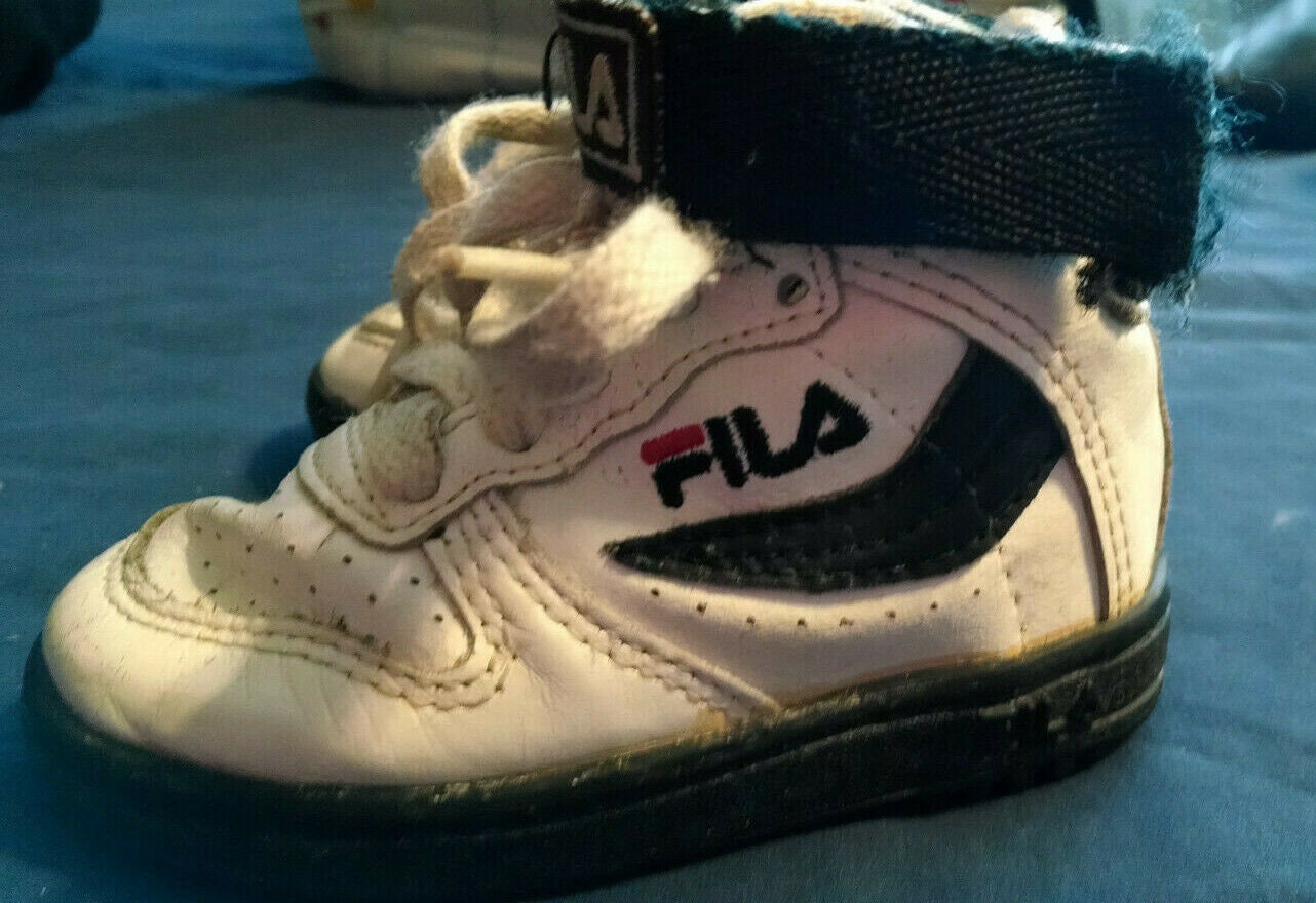 vintage fila shoes