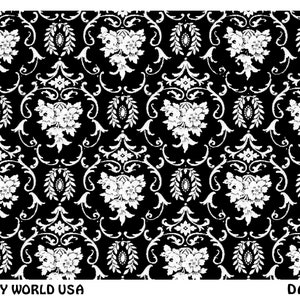 Peut inclure: Motif damassé noir et blanc avec un motif floral. Le texte "ART CLAY WORLD USA" apparaît en bas à gauche et "DAMASK" en bas à droite.