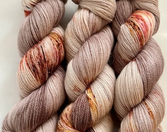 Hand Dyed Yarn "Caramel Mochaccino" Brown Taupe Tan Gold Caramel Pink Speckled BFL Bluefaced Leicester Lace Superwash 875yds 100g