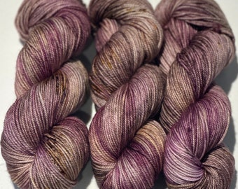 Hand Dyed Yarn "Orchids Akimbo" Purple Brown Caramel Mauve Tan Taupe Violet Speckled Merino DK Superwash 243yds 100g