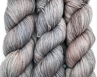 Hand Dyed Yarn “Back Deck” Grey Gray Beige Tan Blusg Greige Taupe Bluefaced Leicester BFL DK Yarn Non-Superwash 278yds 115g