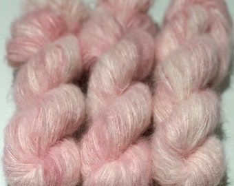 Hand Dyed Yarn "Pixie Apples" Pink Blush Pink Pink Pink Pink Didimentionpink Baby Suri Alpaca Silk Heavy Laceweight 328yds 50g