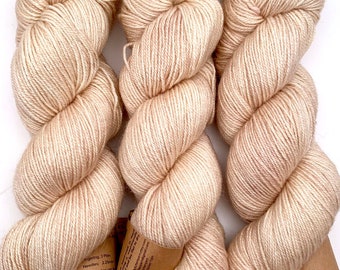 Hand Dyed Yarn "Nanny's Linen" Ecru Beige Blush Ivory Merino Worsted SW 218yds 100g