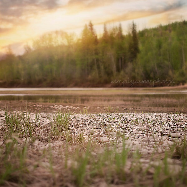 Digital Background River