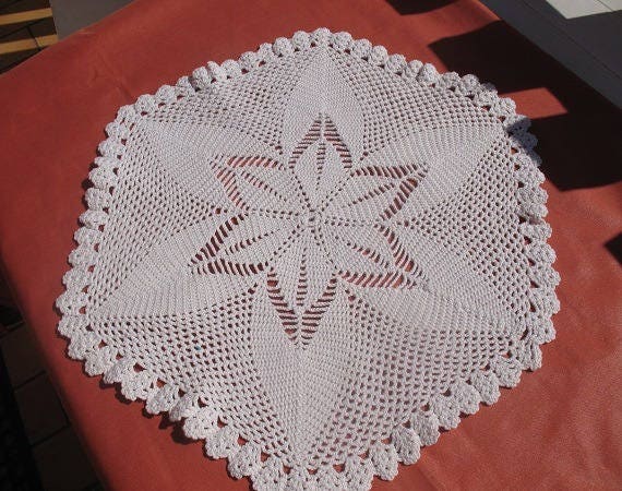 Napperon Hexagonal Écru 40cm de Diamètre