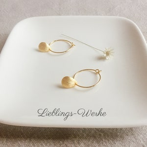 Creolen gold mit Tropfen Sterlingsilber vergoldet, minimalistische Ohrringe, Ohrringe gold, Geschenke für Frauen, Bild 8