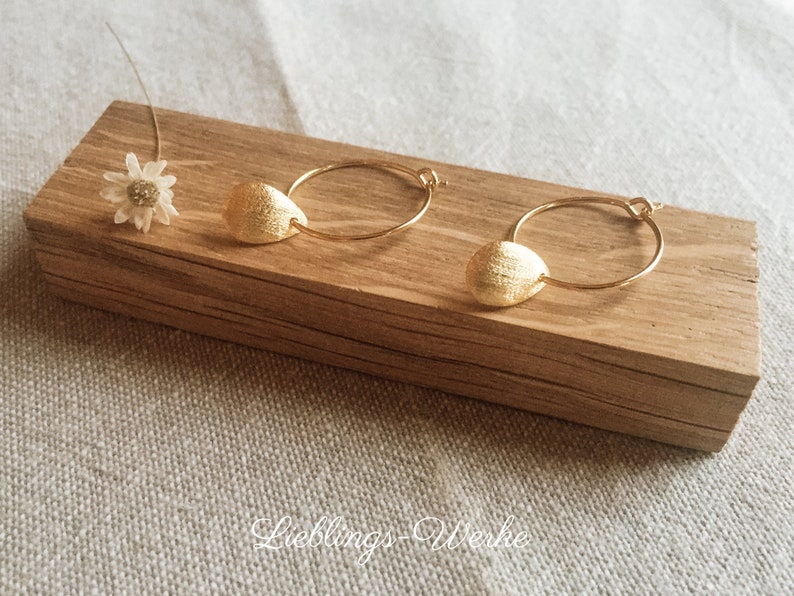 Creolen gold mit Tropfen Sterlingsilber vergoldet, minimalistische Ohrringe, Ohrringe gold, Geschenke für Frauen, Bild 6