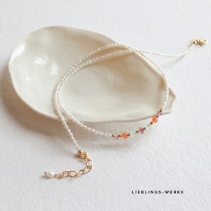 Filigrane bunte Perlenkette mit Edelsteinen/ bunte Edelsteinkette/ Geschenke für sie Bild 3