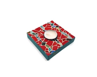 Red and turquoise square candlestick