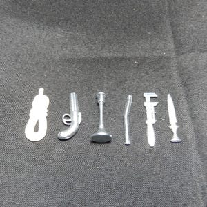 CLUE Board Game - Detective Mystery Board Game Replacement Pieces and Parts - YOU CHOOSE the piece / part you need