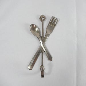 Vintage Metal Fork Spoon Kitchen Wall Hanging Hook Rustic Farmhouse Utensil Decor