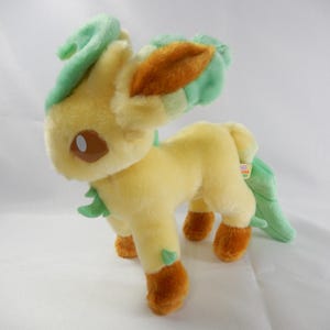 12" Long LEAFEON POKEMON Plush Stuffed Toy | Like New | Tush Tags Attached