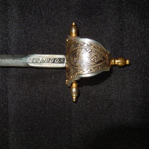 Abrecartas vintage de espada Toledo España - Accesorio de escritorio español para correo - Diseño intrincado de metal ornamentado de 21 cm de largo - Para la escuela o la oficina