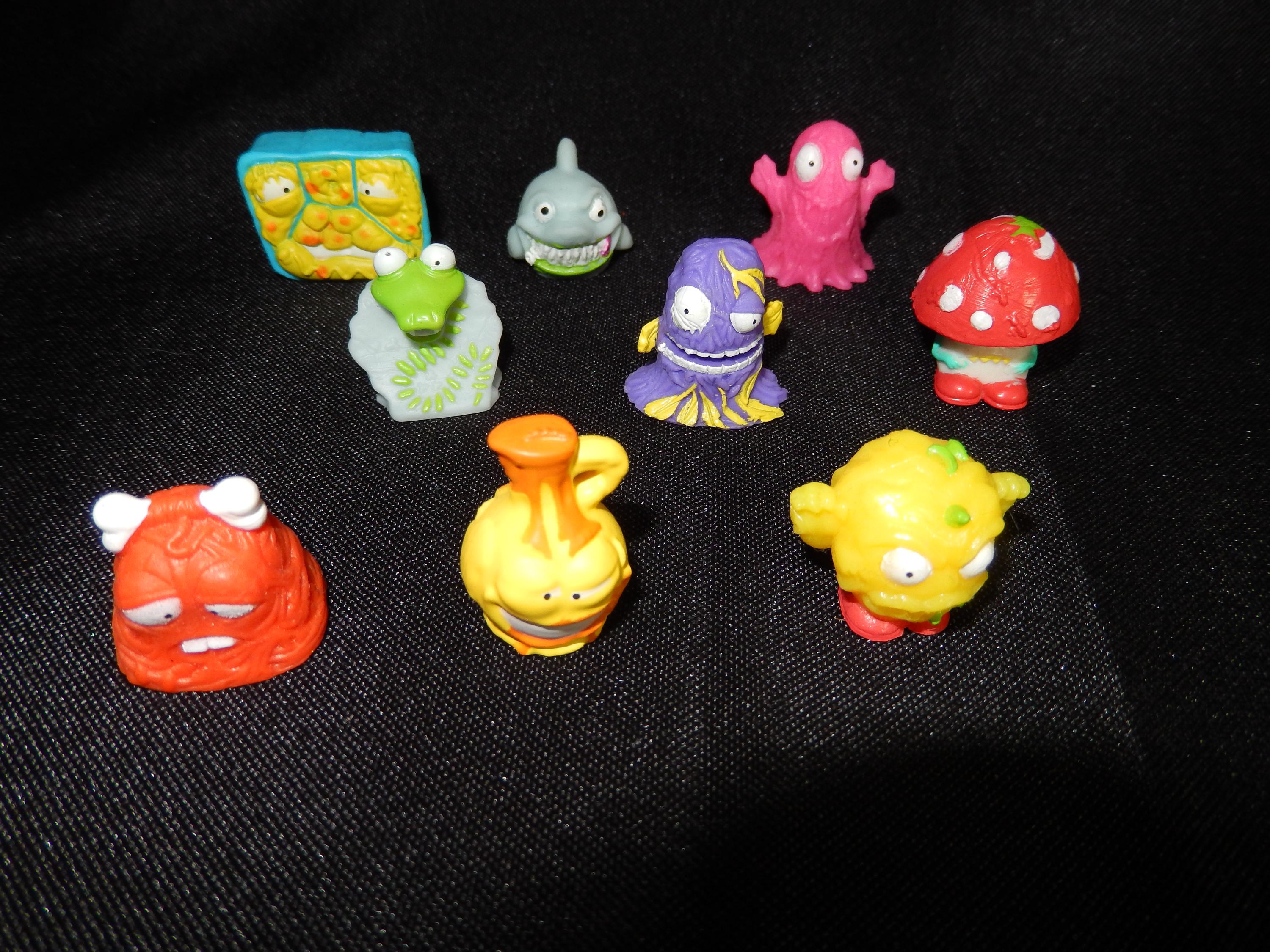 GROSSERY GANG TRASH Pack Trashie Toy Figures - Hair Force - Bug