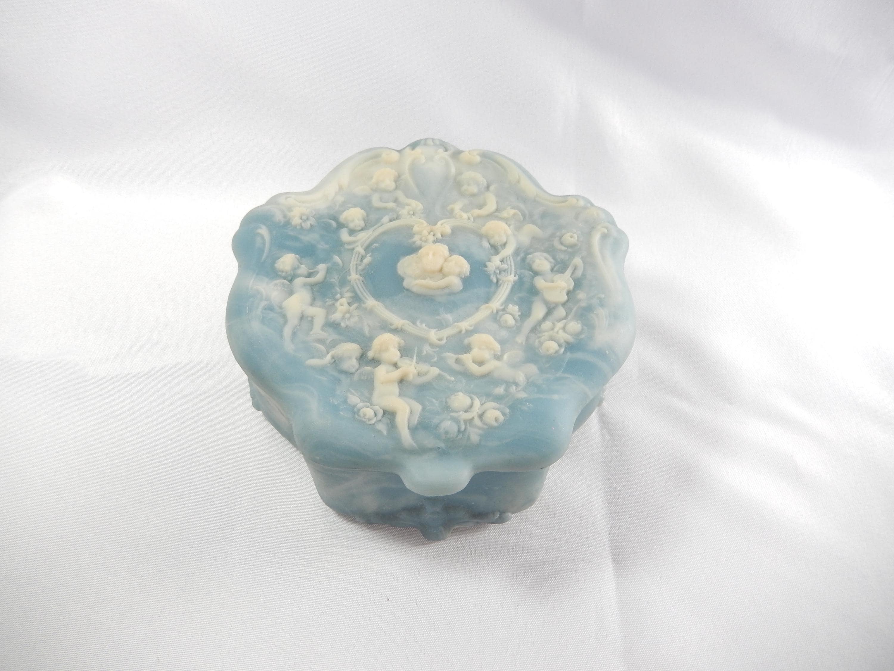 Vtg INCOLAY STONE Jewelry Box | Blue & White Cherub Angels Lidded