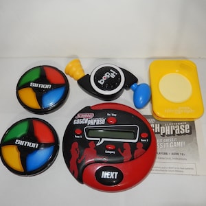 Lot of 5 ELECTRONIC TRAVEL Size GAMES - Scrabble Catch Phrase / Simon Says / Bop It / Spirograph Handheld Hasbro Micro / Mini Series Kenner