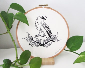 Halloween Crow hand embroidery pattern - Autumn embroidery - PDF - Instant download