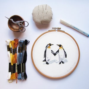 Penguin Love hand embroidery pattern - Thread Painting DIY - Animal Embroidery - PDF Instant download
