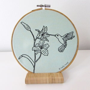 Hummingbird and Lilies hand embroidery monochrome pattern - PDF - Instant download