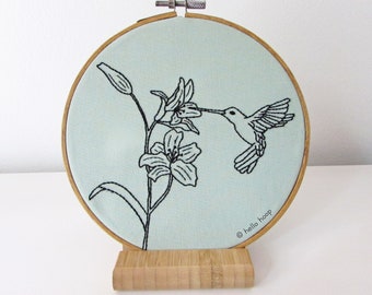 Hummingbird and Lilies hand embroidery monochrome pattern - PDF - Instant download