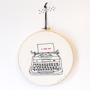 Typewriter hand embroidery pattern - Valentine&#39;s Day - PDF - Instant download
