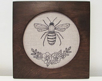 蜜蜂ページ ミツバチの手刺繍パターン - モノクロ昆虫 - PDF 即時ダウンロード