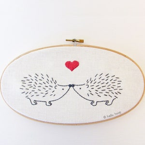 Hedgehog hand embroidery pattern Valentine's Day PDF Instant download image 3