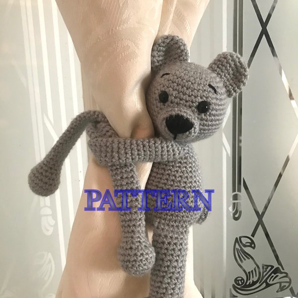 Pattern for Bear curtain tie backs