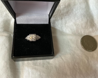 Antique 18kt white gold .50ct diamond ring - LOVELY!  (135-1)