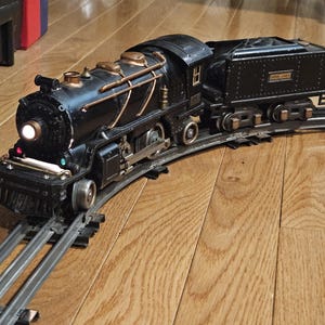 Prewar O Gauge Lionel 262 Locomotive and Tender with Orange 603-604 Passenger Set