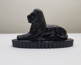 Jet Glass Lion Paper Weight