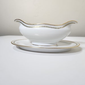Haviland & Co. Limoges, Schleiger #587 Smooth Blank - Gravy Boat with Attached Underplate