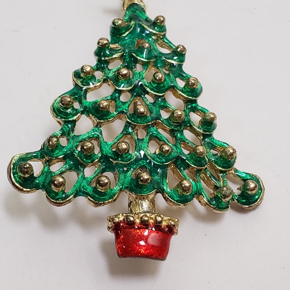 Green and Red Enamel Christmas Tree Brooch - image 3