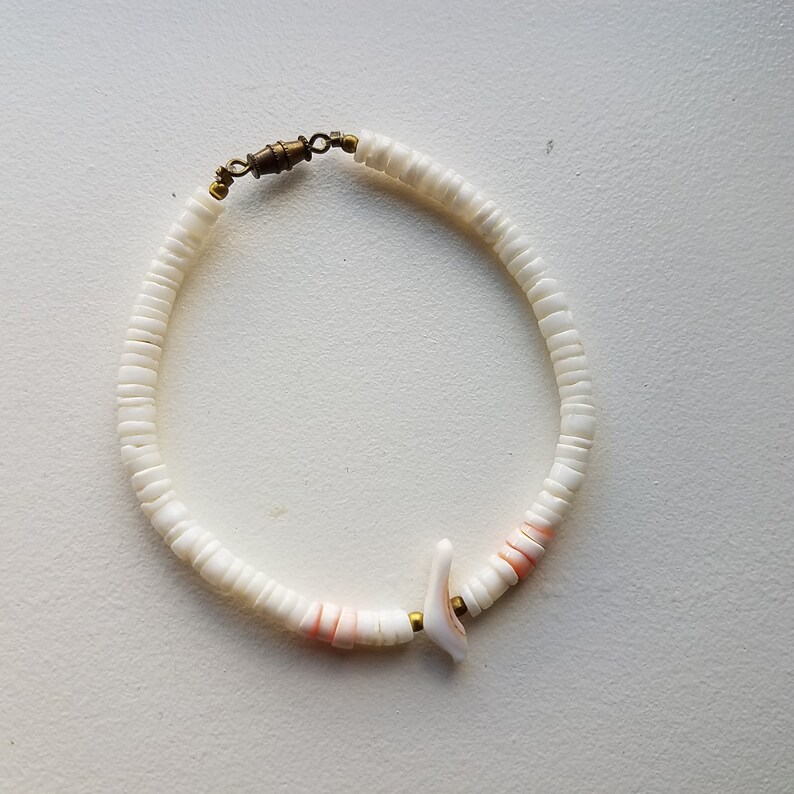 Shell Bracelet with Bird Bead