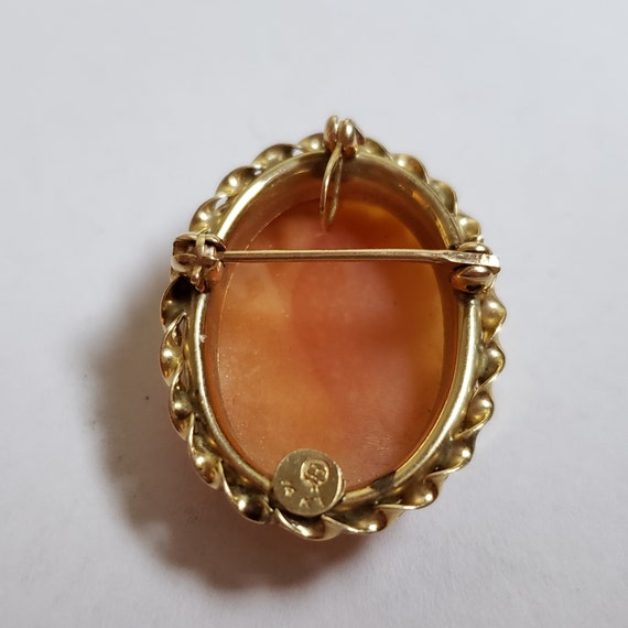 Antique 14 kt Gold Cut Shell Cameo Pendant/Brooch - image 7