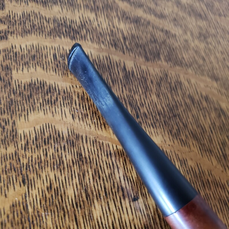 English Burl wood Pipe