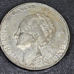 1938 Netherlands Queen Wilhelmina 2 1/2 Gulden Silver Coin